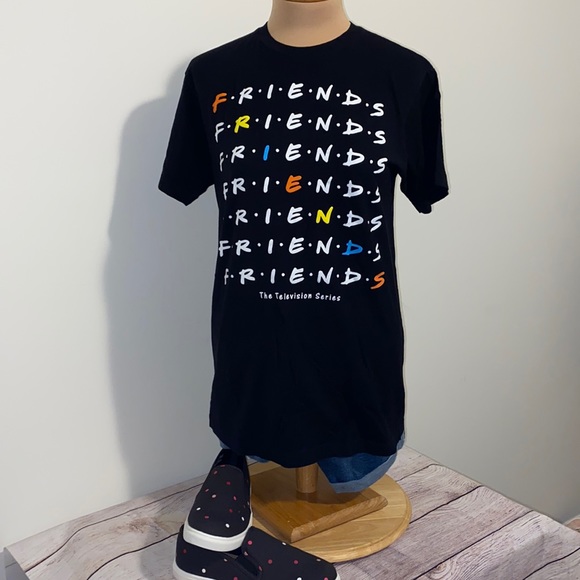 Friends Tee Shirt - Picture 2 of 6